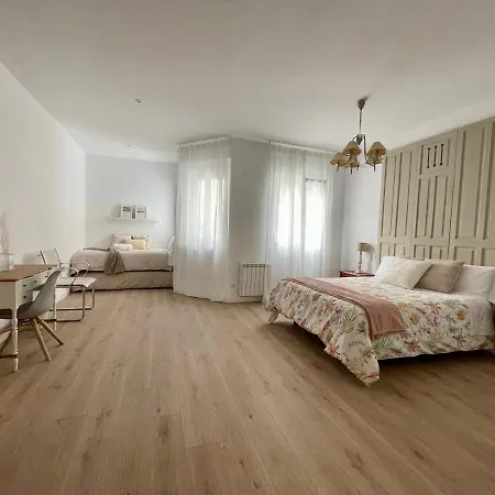 Apartment El Primero De Mis Amores 132b1 Gijon
